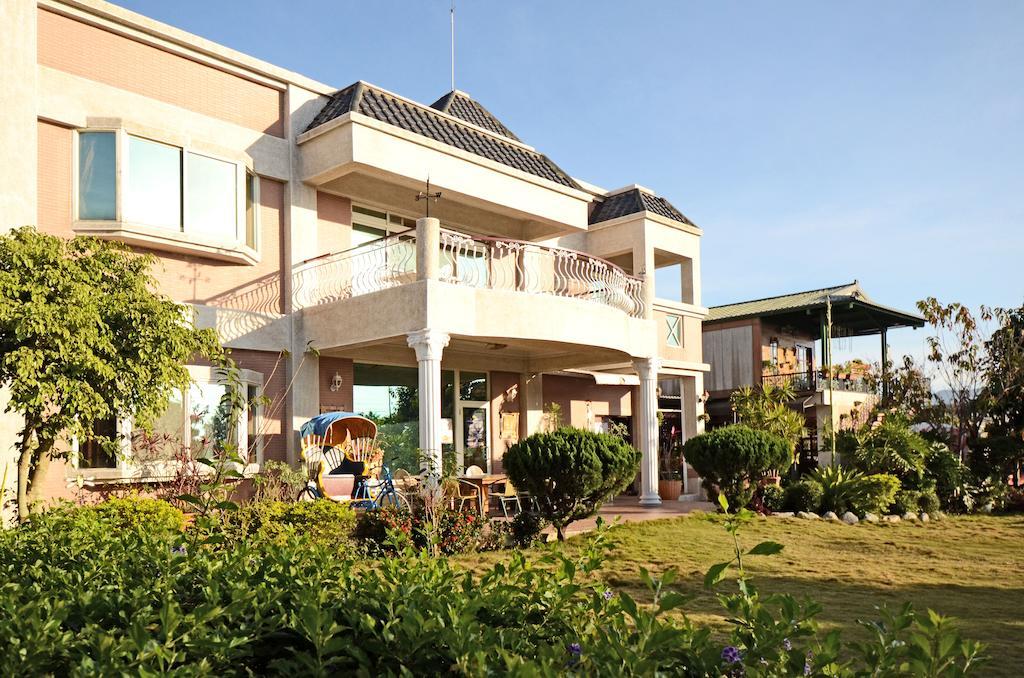 Taichung Xinshe Garden Life Homestay B&B Exteriör bild