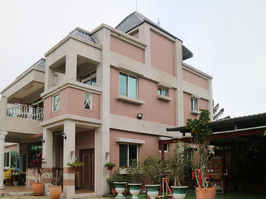 Taichung Xinshe Garden Life Homestay B&B Exteriör bild